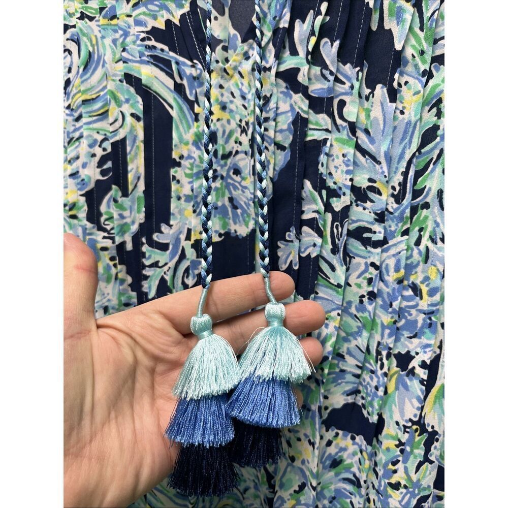 Lilly Pulitzer Women’s Floral Print 3/4 Sleeves V-Neck Tassel Blouse XS - Picture 4 of 14